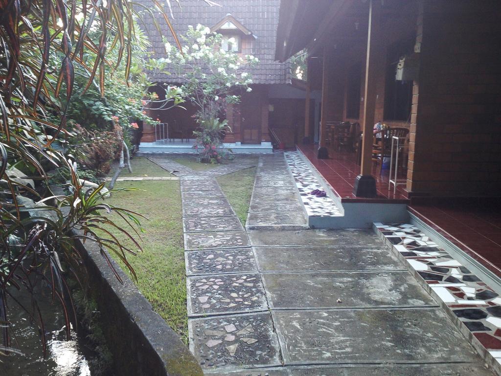 Madra Homestay Ubud Exterior foto