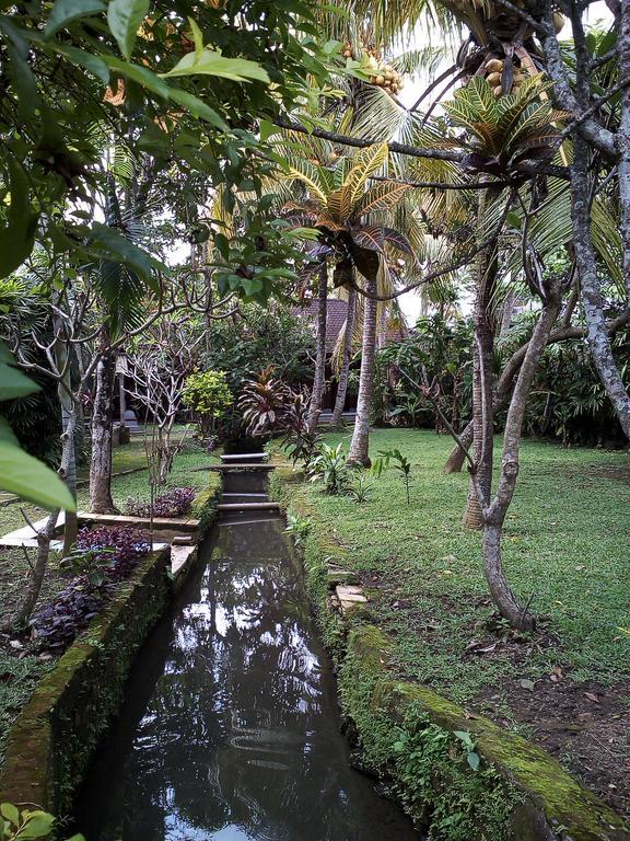 Madra Homestay Ubud Exterior foto